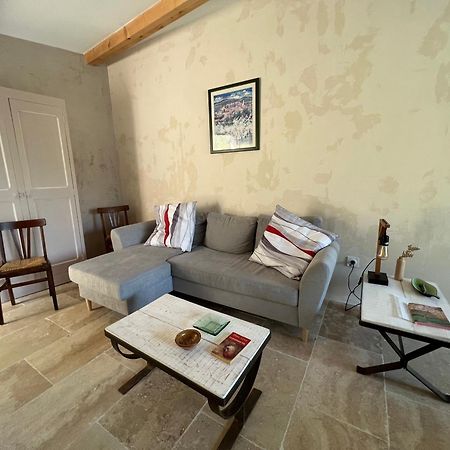 Gite Du Vallon Des Sources มีโญ ภายนอก รูปภาพ
