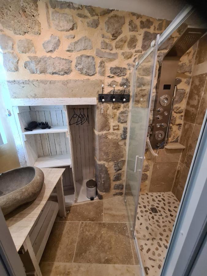 Gite Du Vallon Des Sources มีโญ ภายนอก รูปภาพ
