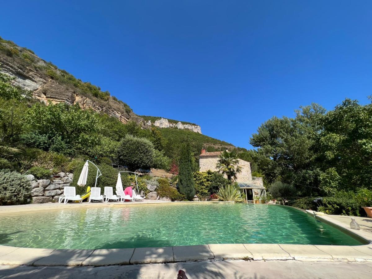 Gite Du Vallon Des Sources มีโญ ภายนอก รูปภาพ